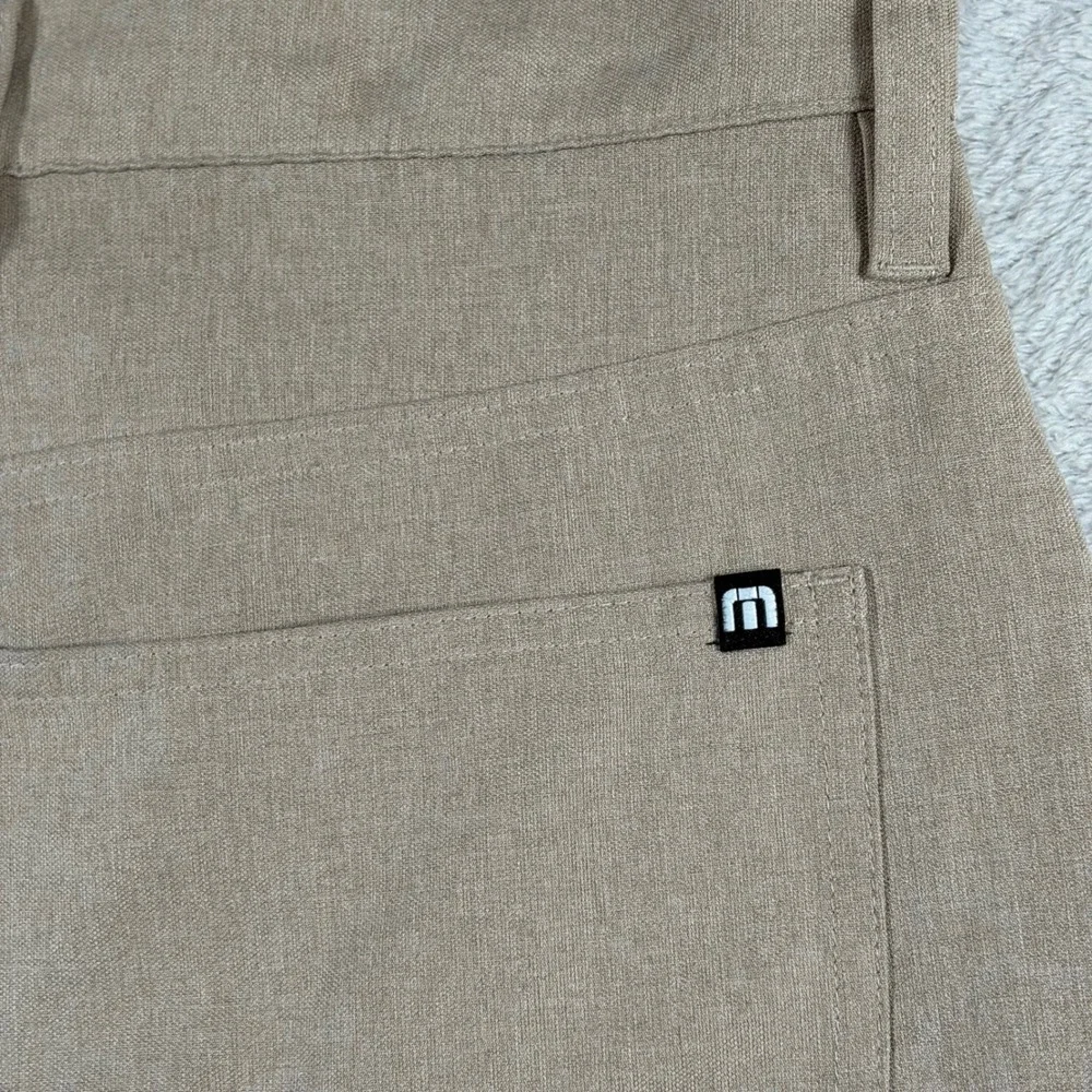 TravisMathew Mens Open to Close Performance Pants Tan Khaki 30x32 Stretch Golf